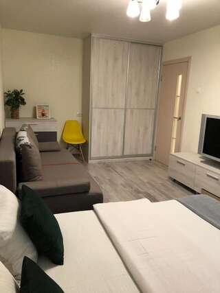 Апартаменты Shell Apartments Минск Апартаменты с балконом-35